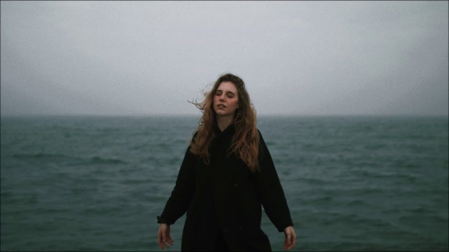 Slow-Indie-Soul-Explorando-las-Profundidades-Emocionales-a-Paso-Tranquilo | Slow Radio