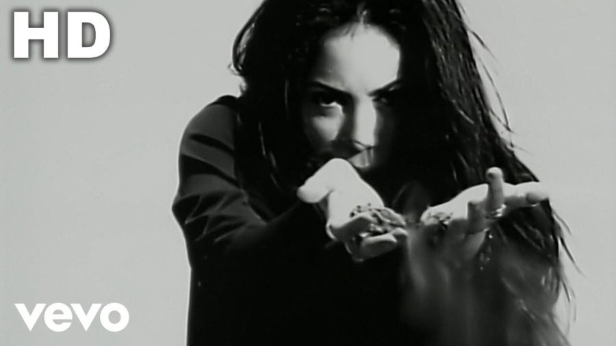 canciones de shakira pies descalzos