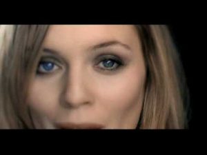 Canciones de	Tara Blaise